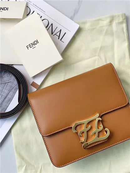 フェンディ カーリグラフィー バッグ