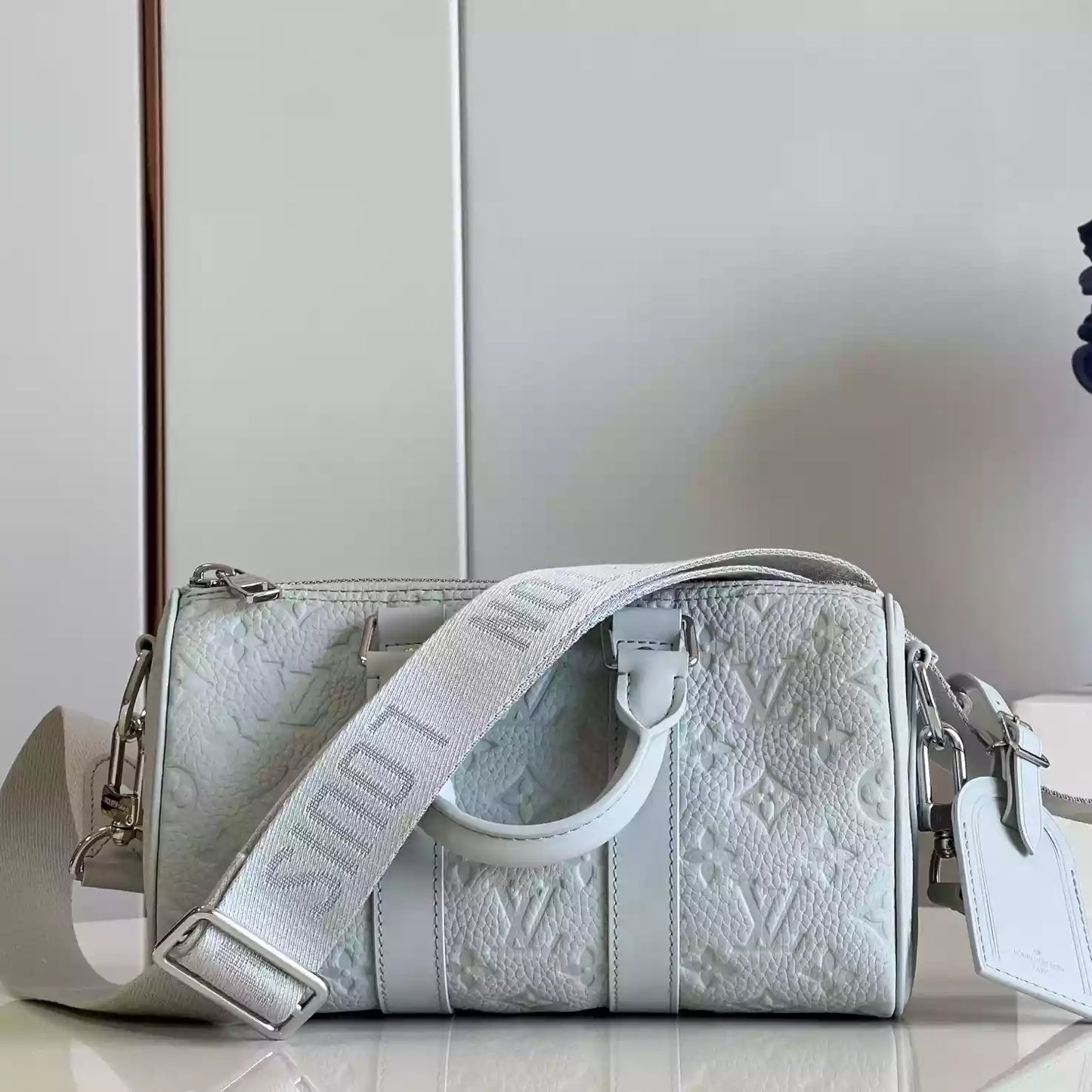 キーポル バンドリエール 25 ミネラルグレー M23163 – LW250