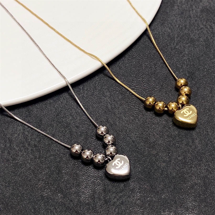 シャネル ダブルC ビーズネックレス