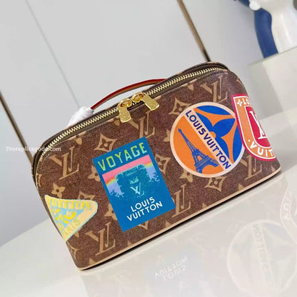 トイレタリーバッグ 2コンパートメント ブラウン モノグラム キャンバス – LW296