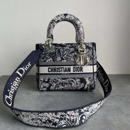 ディオール レディ ライト