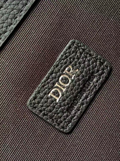 クリスチャン DlOR オブリーク ジャカード グレインカーフスキン サドル