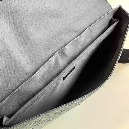 Sロック ブリーフケース モノグラム トリヨンレザー M20835 – LW331