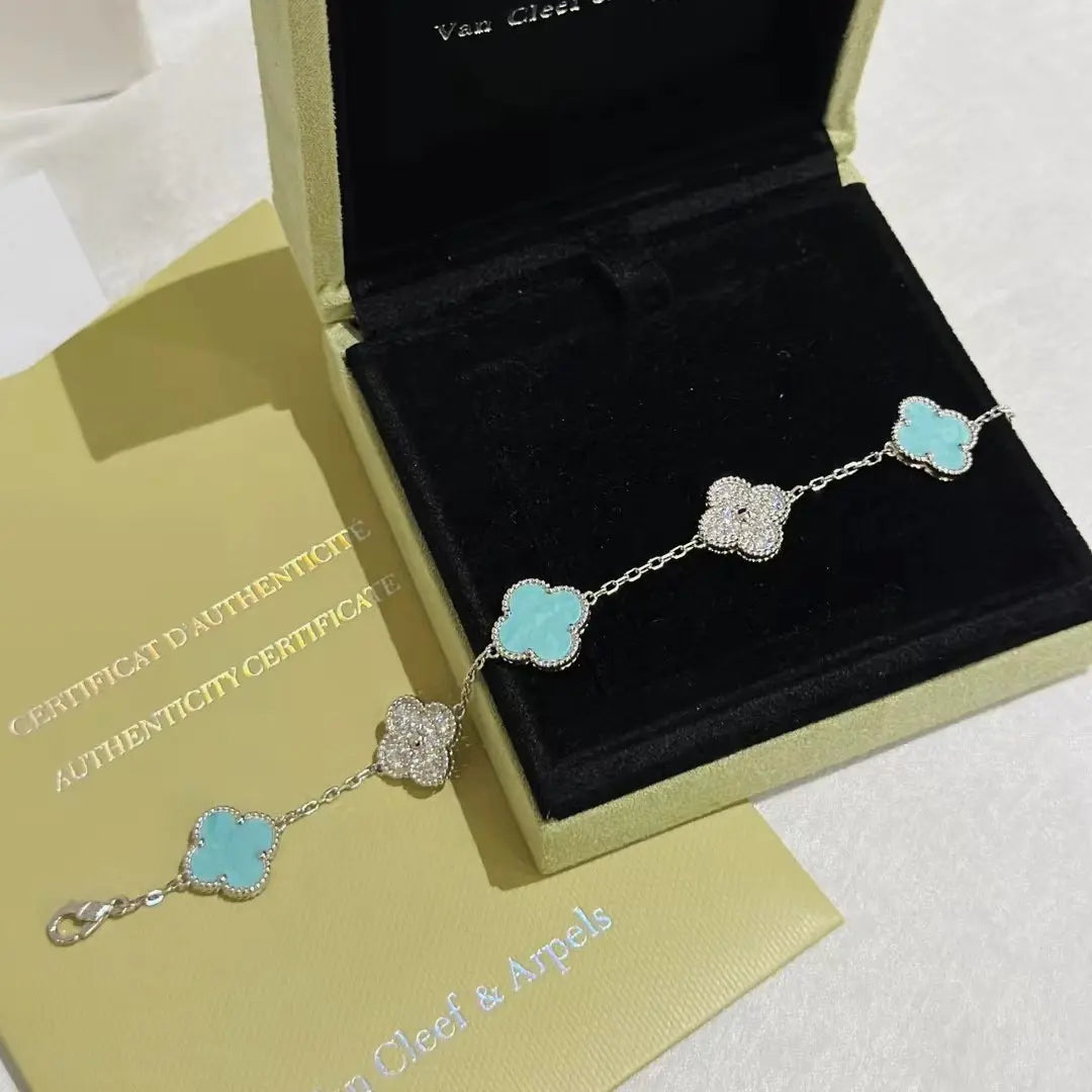 ヴァン クリーフ＆アーペルの四つ葉のクローバー ミントブルー ブレスレット