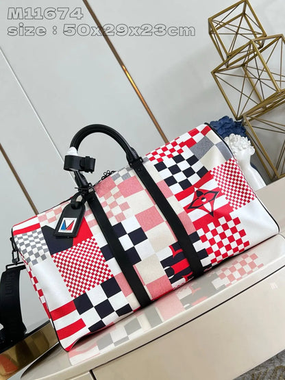 ルイ・ヴィトン M11674 キーポル・バンドリエール50