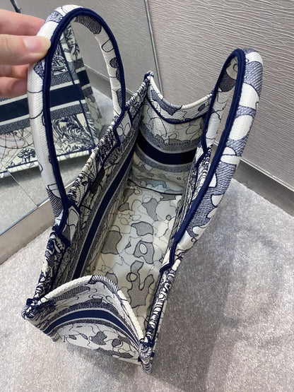 ディオール ブックトート