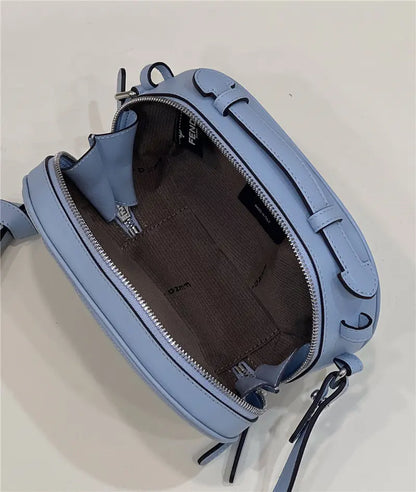 フェンディ ロゴ スエード カメラバッグ