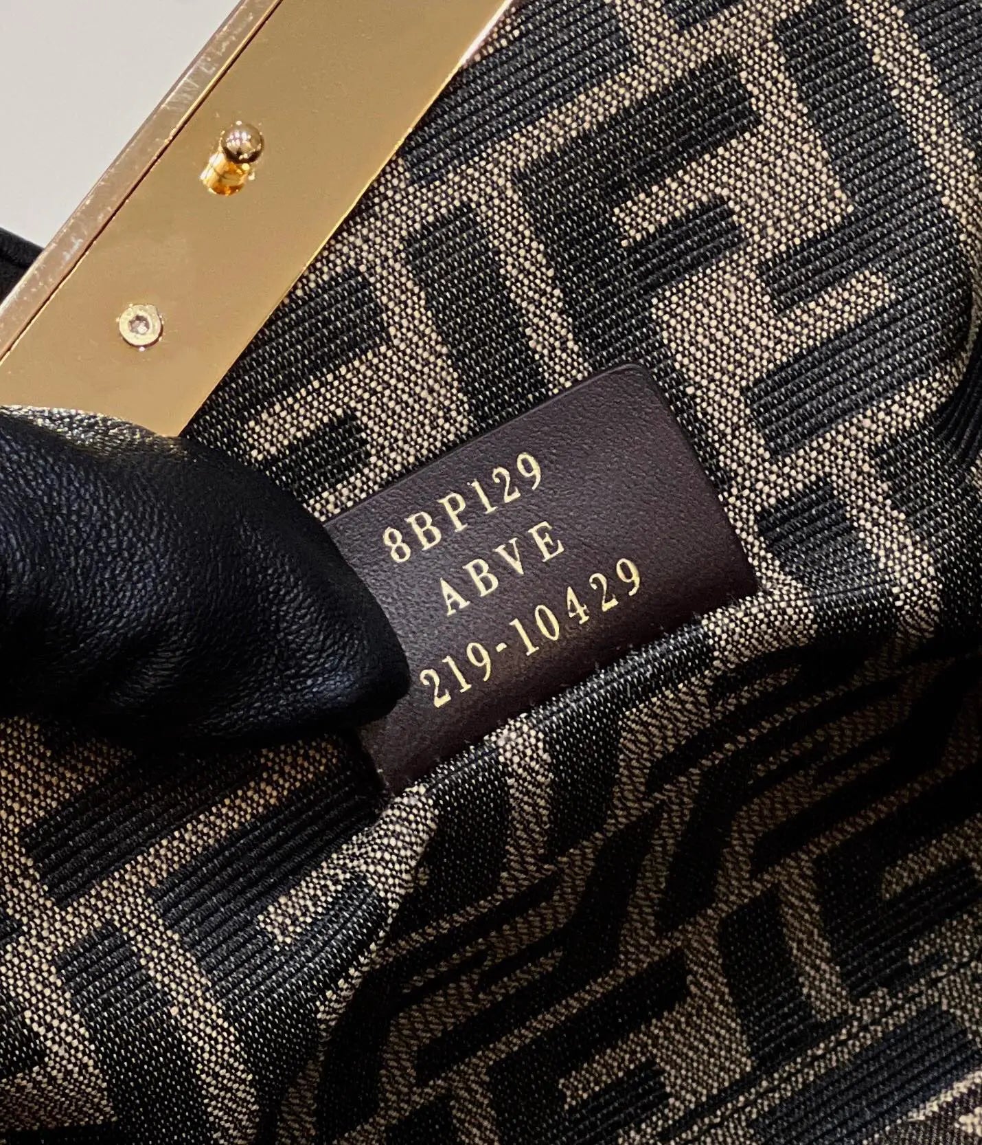 フェンディファースト