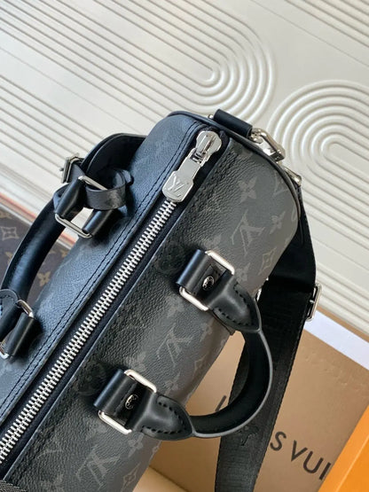 ルイ・ヴィトン M46271 キーポル・バンドリエール25