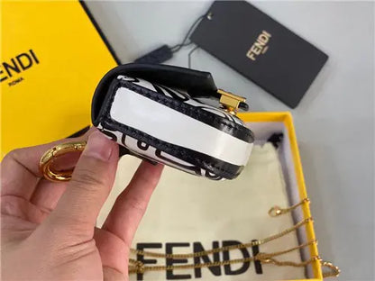 フェンディ 1 カリフォルニア スカイ バッグ レプリカバッグ