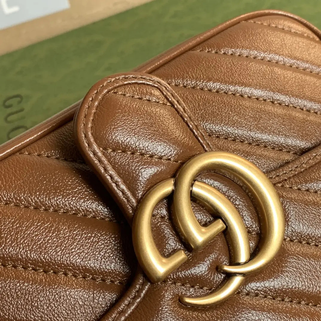 GGマーモント ミニキルティングショルダーバッグ