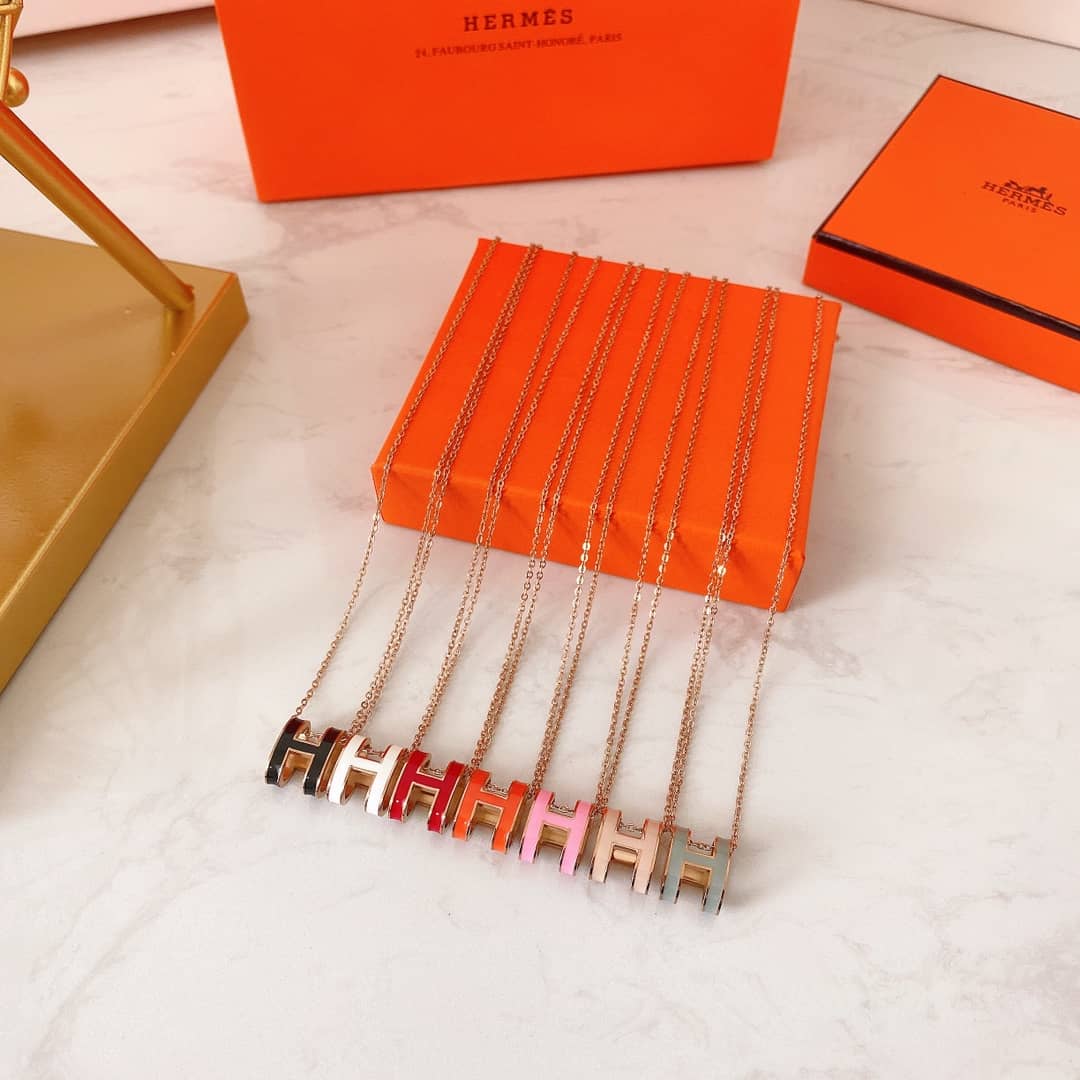 エルメスのロゴネックレスの卸売