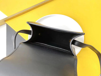 カイア ノース/サウス サッチェル（ベジタブルタンニンレザー）