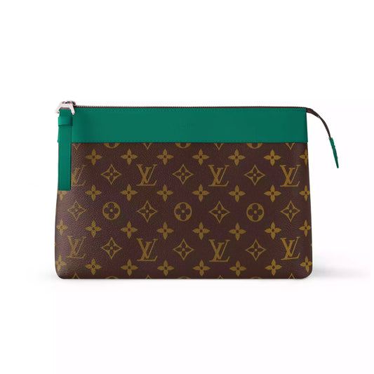 ボルネオグリーン ソフトトラベルポーチ M13199 – LW403