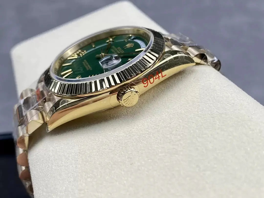 ロレックス デイデイト40 228238-0061