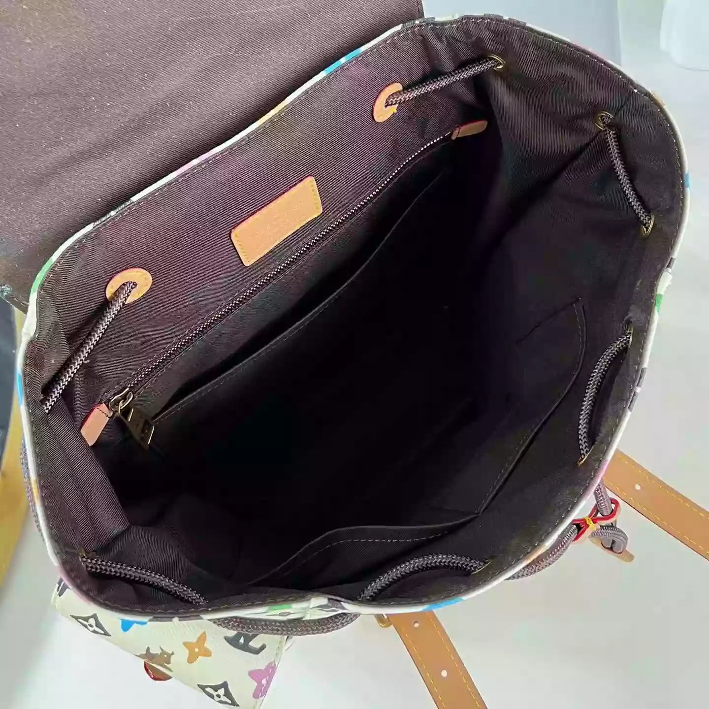 クリストファー MM バックパック バニラモノグラム クラギーコーティングキャンバス M25240 – LW350