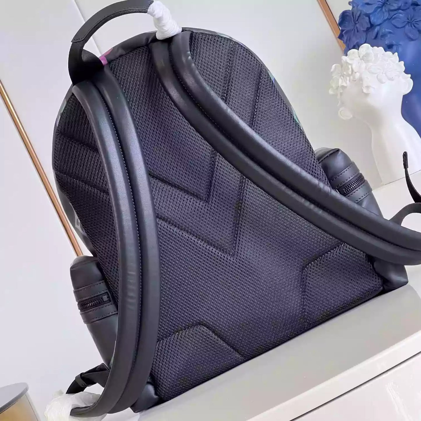 コメット カーフレザー バックパック（ブラック）M22488 – LW351