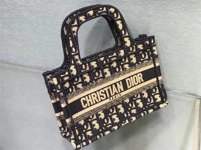 ディオール ブックトート ミニバッグ