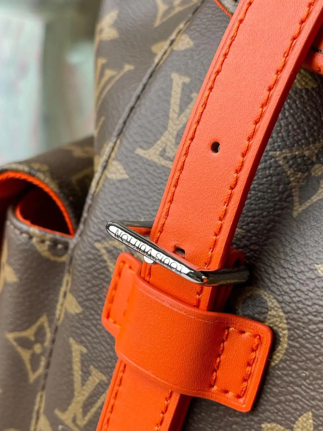 ルイ・ヴィトン M46814 クリストファー MM