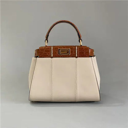 フェンディ ピーカブー ミニバッグ