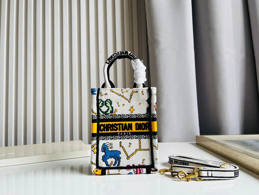 クリスチャン・ディオール ミニブックトート フォンバッグ