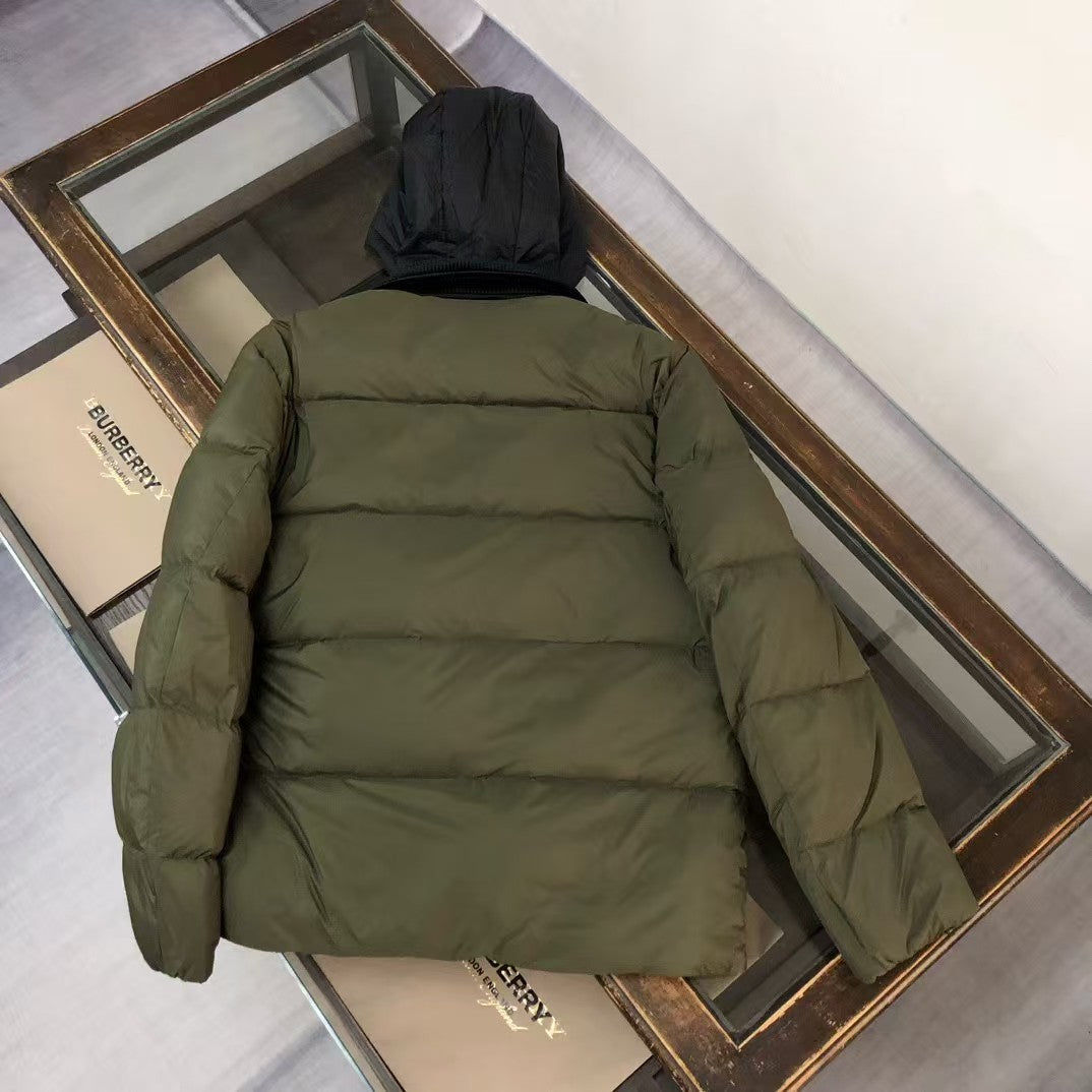 【Moncler全国送料無料】【即日出荷】新作数量限定予行販売モンクレールダウンジャケット