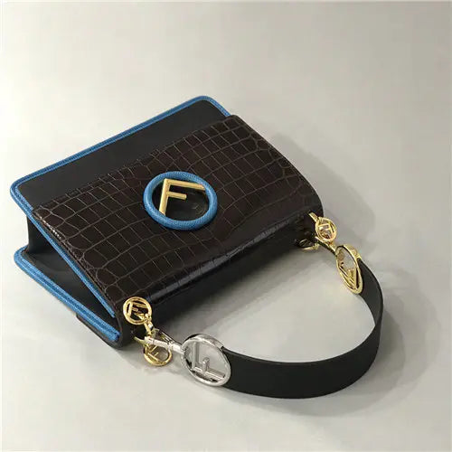 フェンディ カン・イ・FF ショルダーバッグ