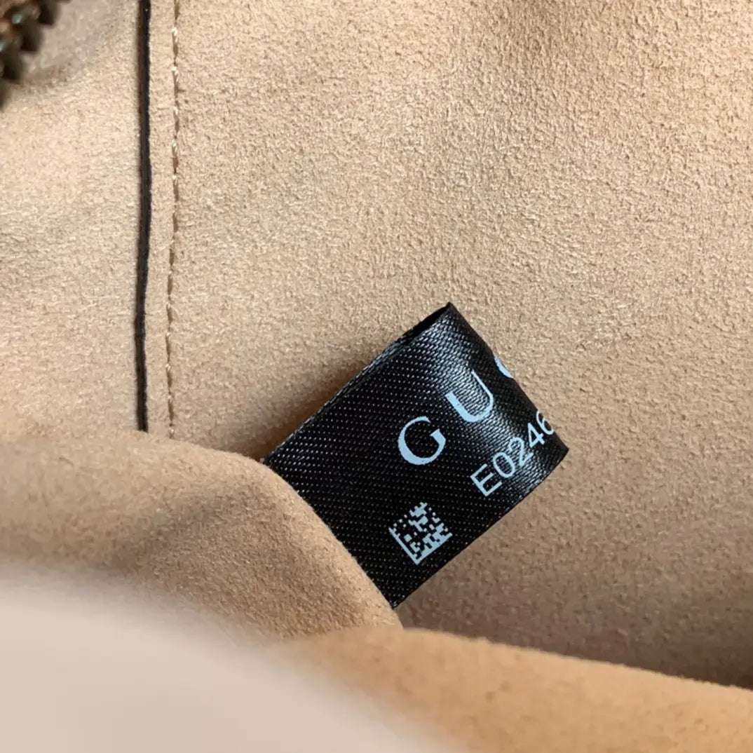 GGマーモント スモール キルティング ショルダーバッグ