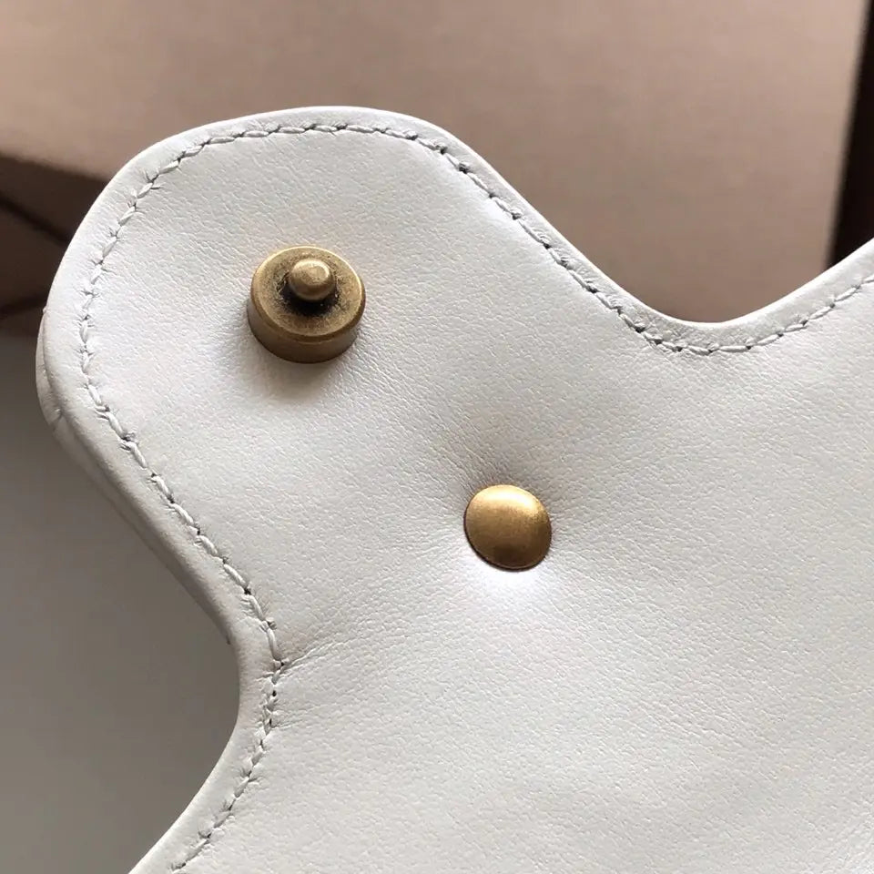 GGマーモント マトラッセ レザー スーパーミニバッグ