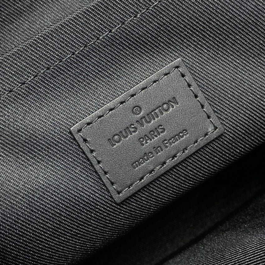 LV レトロ メッセンジャーバッグ