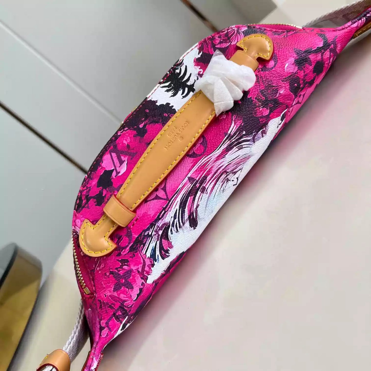 ラッシュ バムバッグ ピンク モノグラム サーフィン キャンバス M24987 – LW227