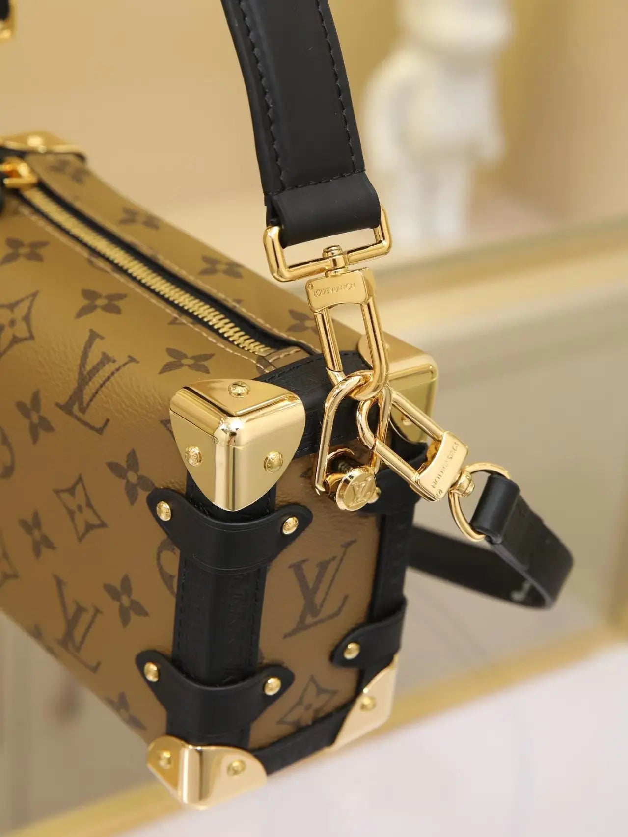 ルイ・ヴィトン サイドトランクGM M47139 (18×12.5×8cm)