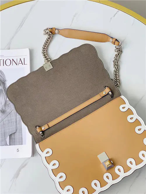 フェンディのバッグは？