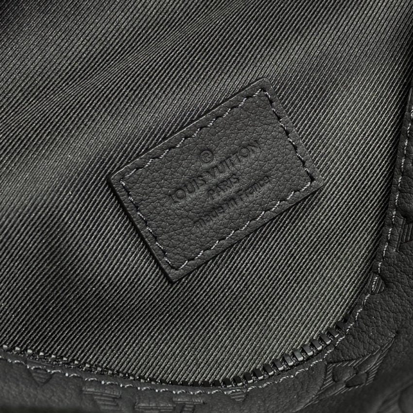 LV レトロ メッセンジャーバッグ