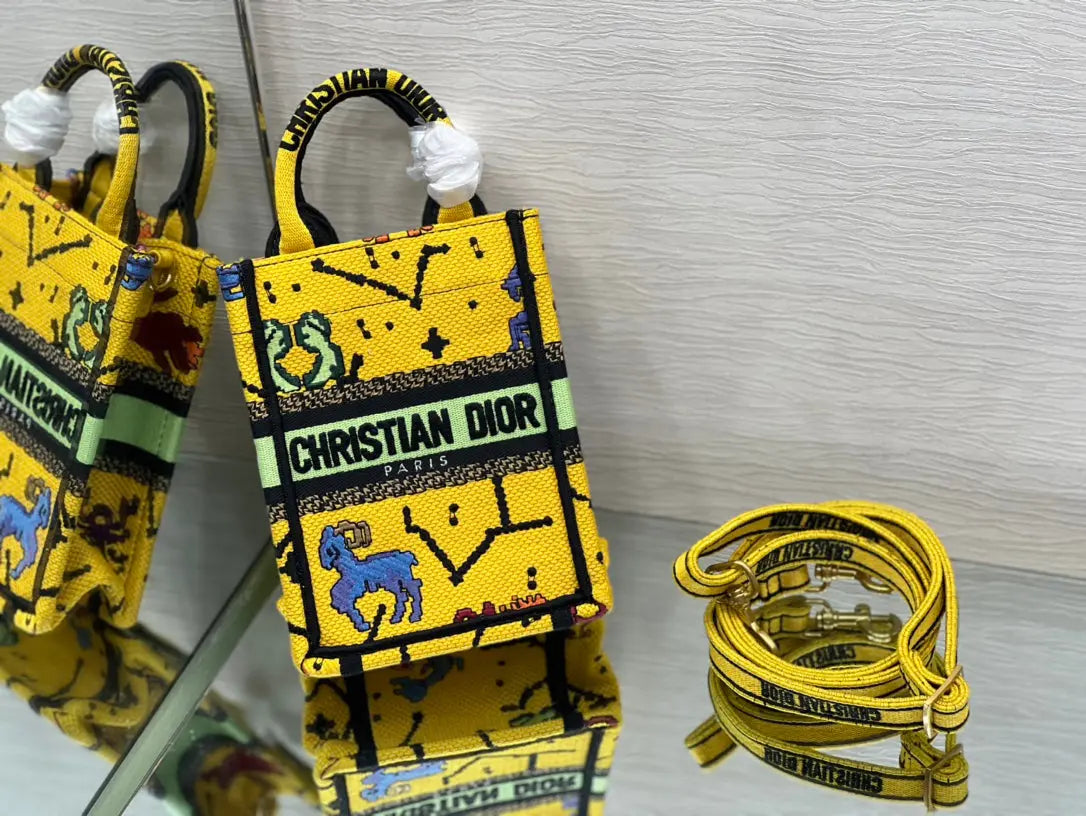 クリスチャン・ディオール ミニブックトート フォンバッグ