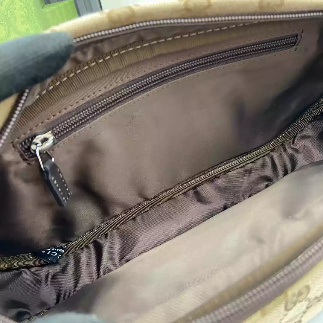 GGジャンボ スモール ベルトバッグ（ブラックレザー）– BG080