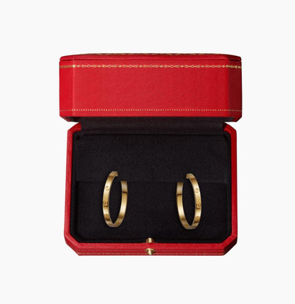 ラブイヤリング