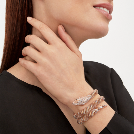 ブルガリ セルペンティ ブレスレットの新作