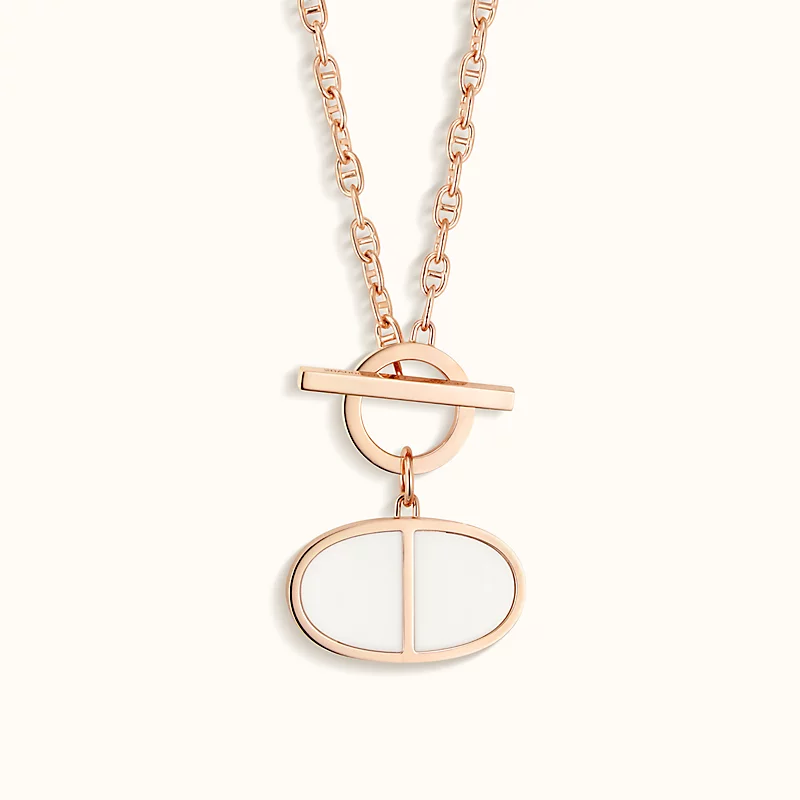 エルメス シェーヌダンクル ヴェルソ ネックレスの新着