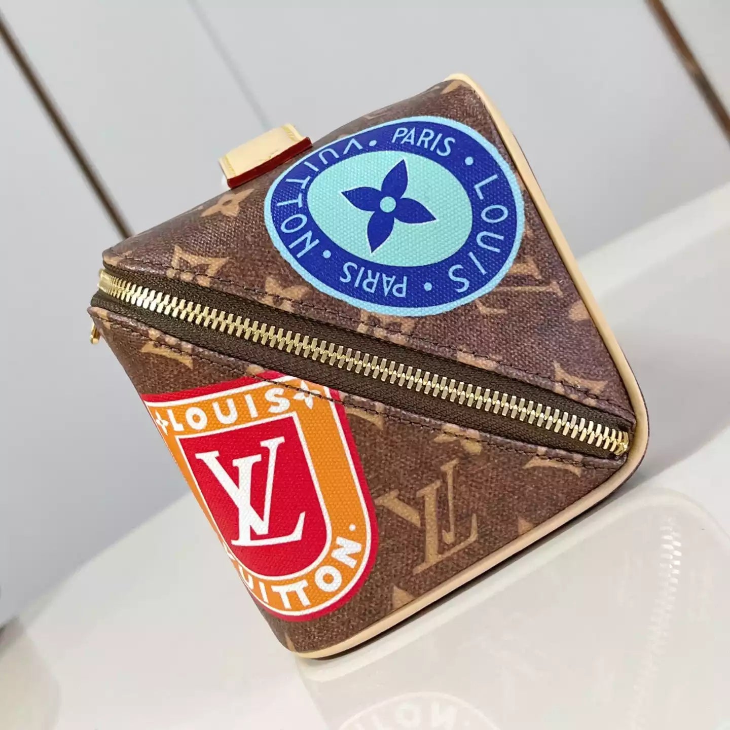 トイレタリーバッグ 2コンパートメント ブラウン モノグラム キャンバス M14744 – LW394