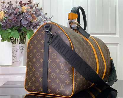ルイ・ヴィトン キーポル・バンドリエール 55 – LVB053
