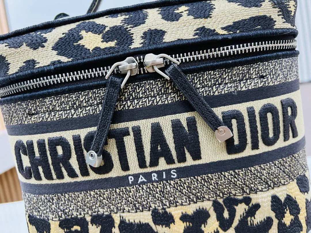クリスチャン・ディオール コスメティックバッグ