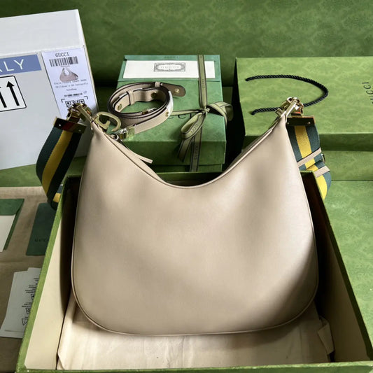 グッチ アタッシュ ラージ ショルダーバッグ