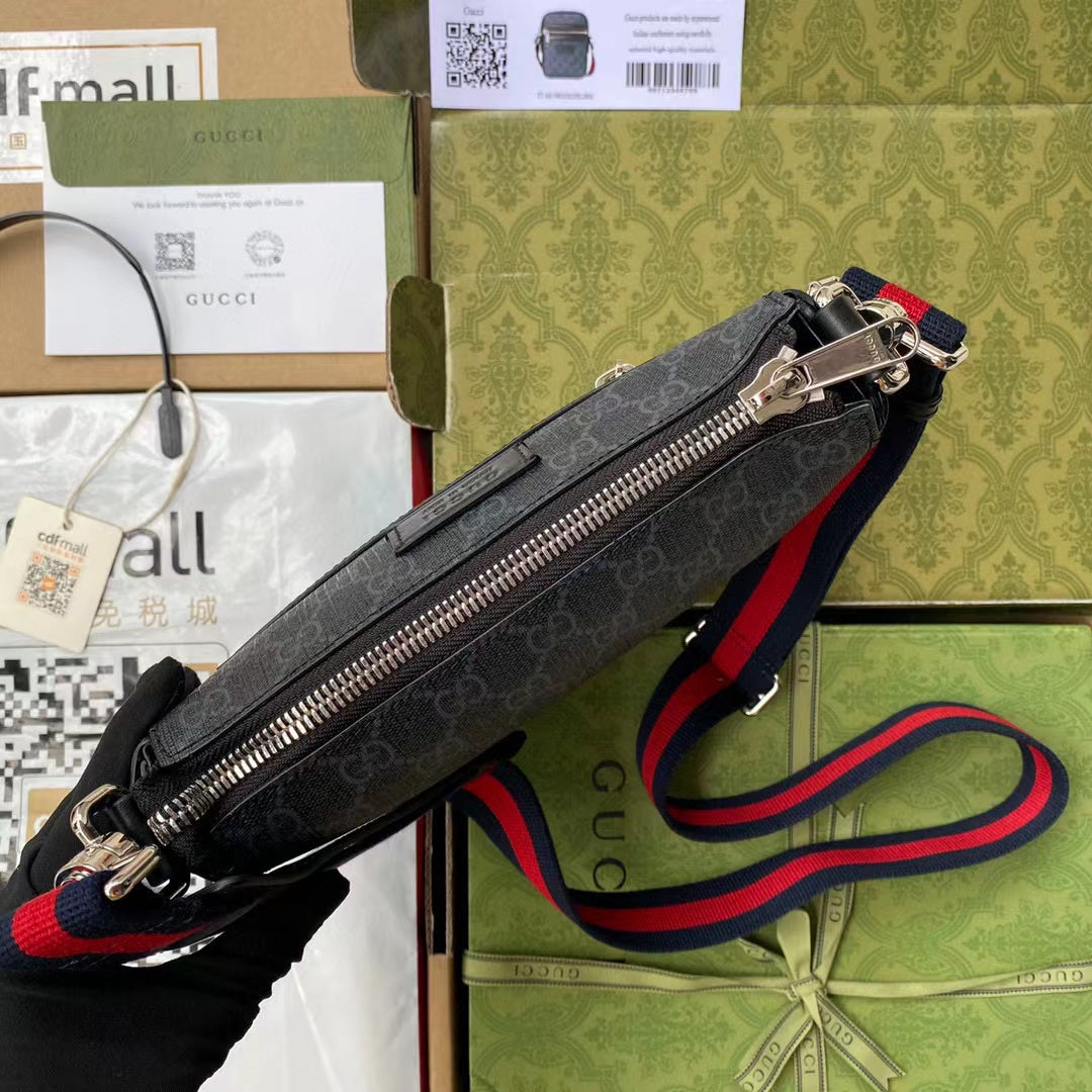 GGブラック スモール メッセンジャーバッグ