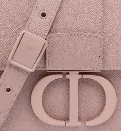 30 モンテーニュ バッグ