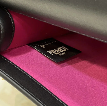 フェンディ×ヴァルサーチ