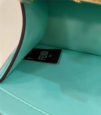 フェンディ ピーカブー ショルダーバッグ