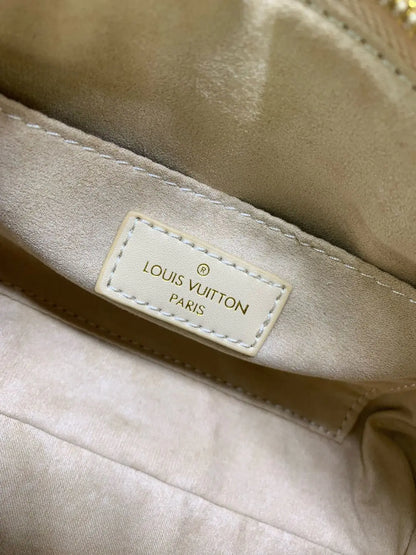 ルイ・ヴィトン M11273 オンザゴー イーストウエスト