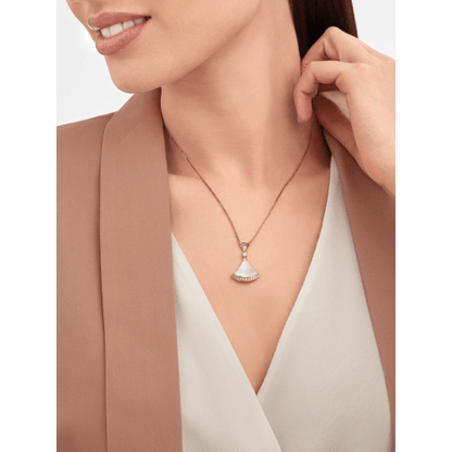 ブルガリ ディーヴァ ドリーム ネックレス