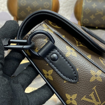LV オンザゴー シルバー ソフト